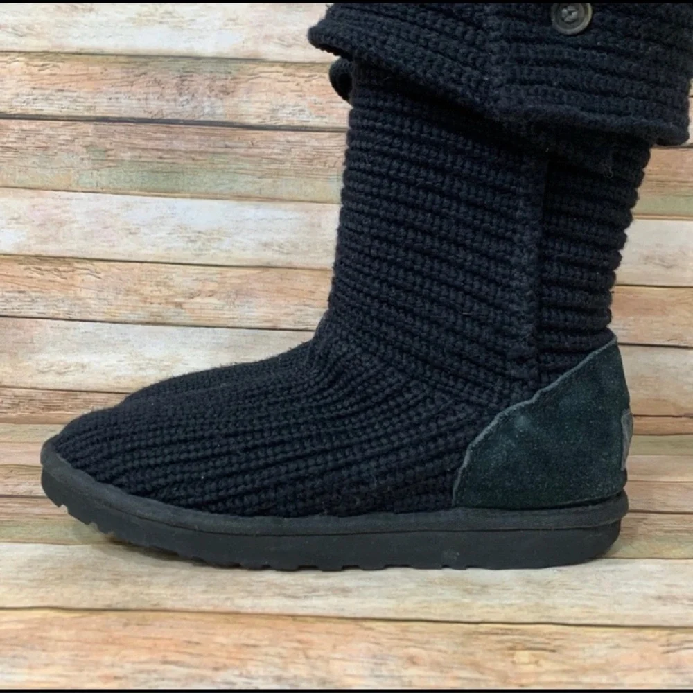Ugg Black Cardy Tripple Button Boots